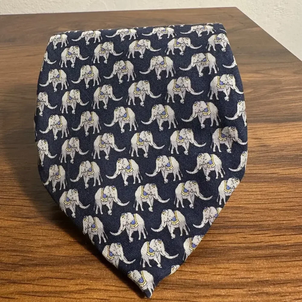 Brooks Brothers Blue Navy Gray Gold‎ Elephants Italian Silk Necktie USA